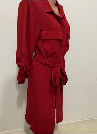 Красивое брендовое женское платье в отличном состоянии м