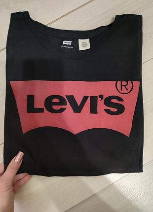 Футболка levi's  розмір l