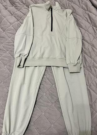 Речі 48-50р в ідеальному стані