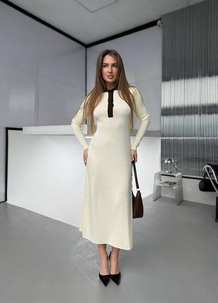 Красивое женское платье