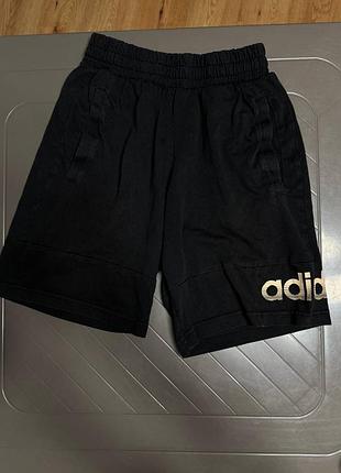Шорты мужские трикотажные на резинке черные adidas, размер s.