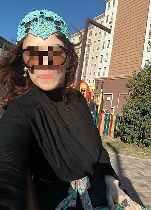 Ажурная цветочная бирюзовая шапочка