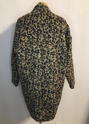 Трендовое длинноворсное пальто в леопардовый принт от sweewe paris размер  m/l4 фото