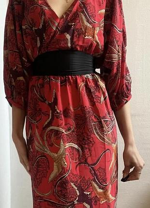 Красивое с пояском платье 👗 2