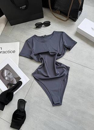 Базовый женский боди с коротким рукавом