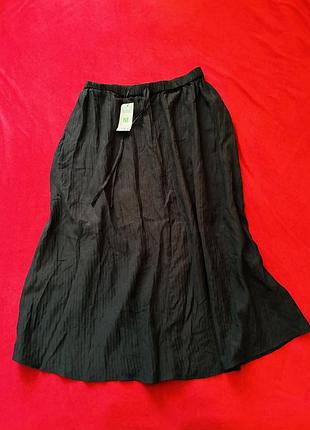 Нова чорна літня спідниця міді на резинці жата р 12-14