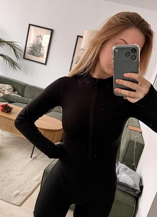 Спортивний ромпер чорний