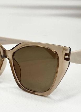 Окуляри для корекції зору жіночі трапеції фотохромні в пластиковій оправі геометричні дужки на флексах сіро-бежевий, +4.0