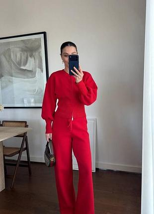 Костюм женский