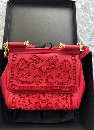 Шкіряна жіноча сумка червоного кольору