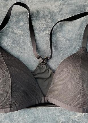 Фактурный топ-бюст, поролоновые чашки, h&amp;m