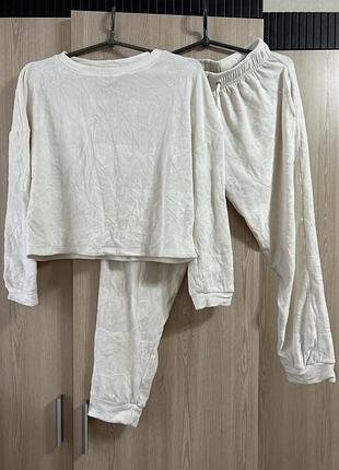 Піжама жіноча