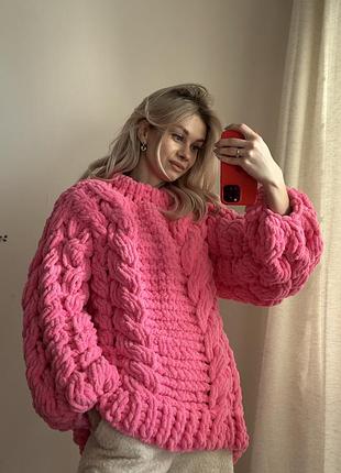 Теплий та обʼємний вʼязаний светр