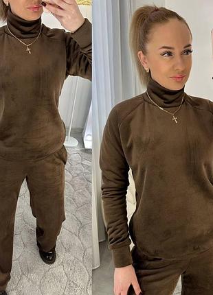 Велюровий брючний костюм жіночий теплий на флісі на хутрі зимовий на зиму повсякденний палаццо штани светр бежевий чорний сірий коричневий