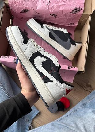 Jordan 1 low x travis scott grey fog 6