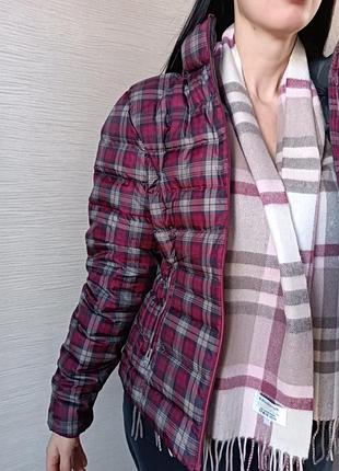 Куртка жіноча пухова