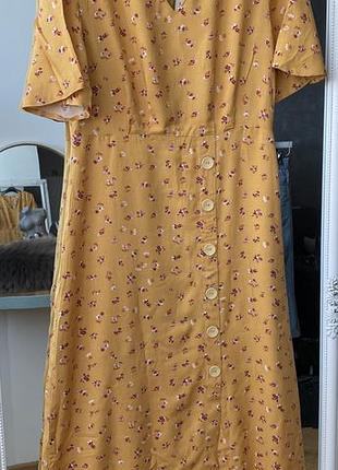 Сукня жіноча