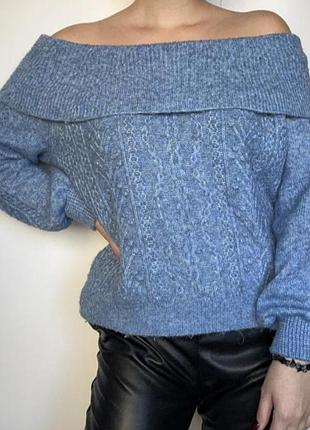 Джемпер з відкритими плечима