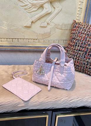 Жіноча шкіряна рожева сумка