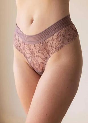 Вишукані стрінги kleo