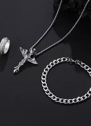 Комплект украшений серебристого цвета