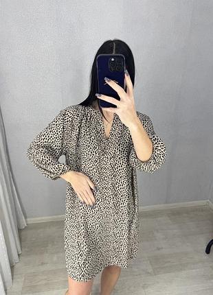 Гарна сукня