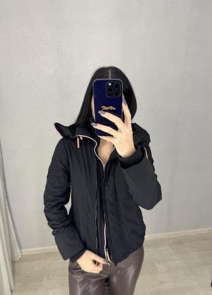 Гарна куртка