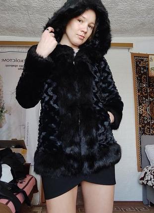 Шуба черная женская короткая