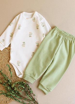 Набор бодиков и штаны для новорожденного ребенка от тм ladan 24, 74