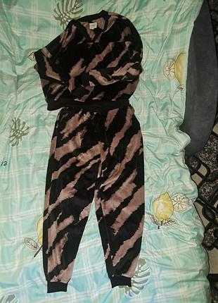 Теплый велюровый костюм некст,размер с,36