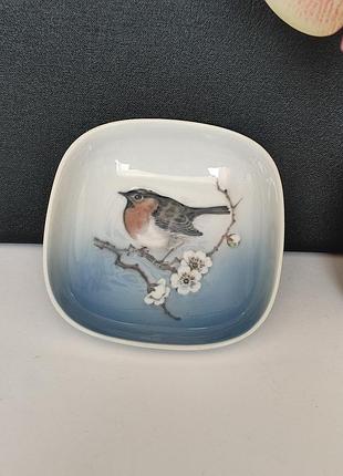 Рідкісний королівський копенгагенський брус / миска з птахом