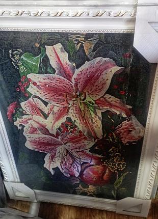 Картины в белой дорогой рамке,на выбор-гобелен,65*45