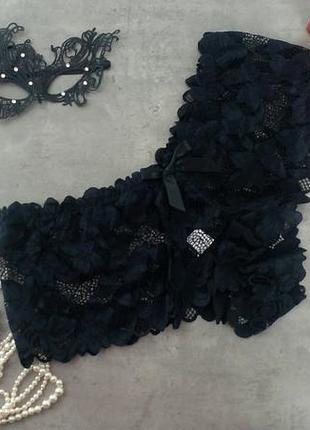 Кружевные черные трусики