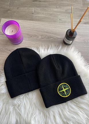 Шапка stone island черная с зеленым вышивка