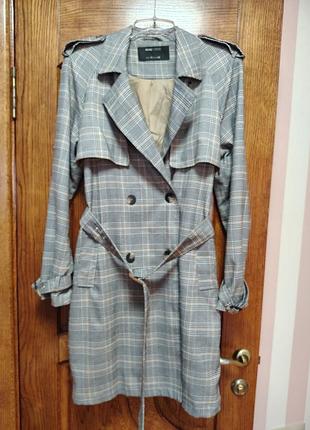 Женский плащ