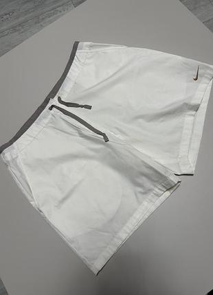 Шорти жіночі nike розмір m