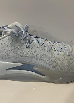 Nike кросівки