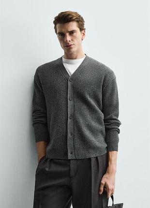 Фактурний вовняний кардиган