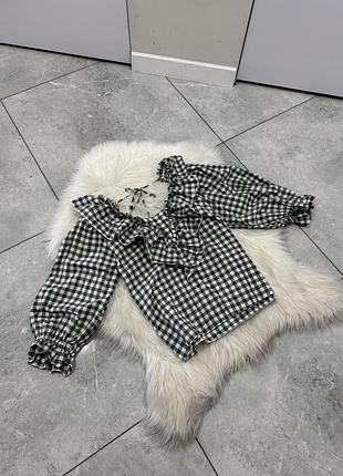 Блуза в клітинку зелена біла