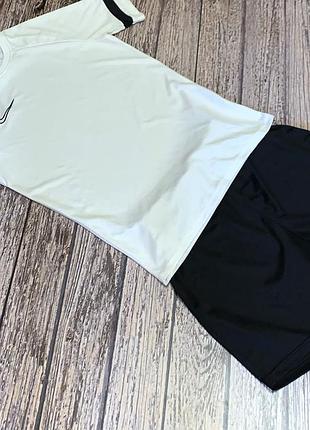 Футбольная форма nike для мужчины, размер м