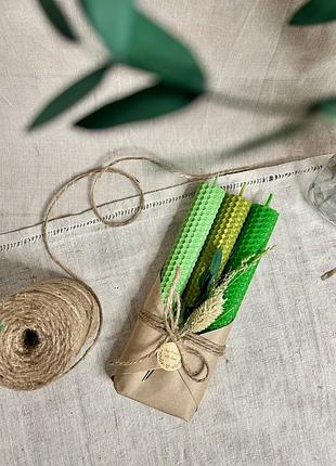 Свічки до стрітення. свічки ручноі роботи з медової вощини. медові свічки.