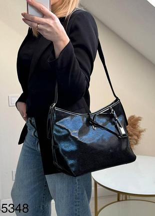 Женская стильная и качественная сумка из лазерной эко кожи черная
