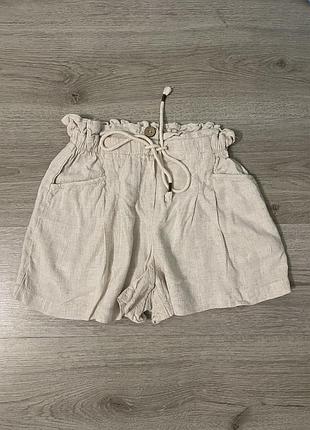 Стильні льняні шорти від bershka р.s