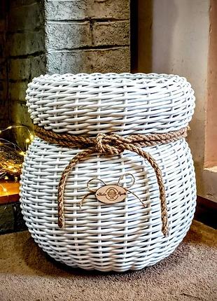 Кашпо з ротангу,кошики,лежанки для тварин