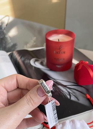 Каблучка зі стразами 3