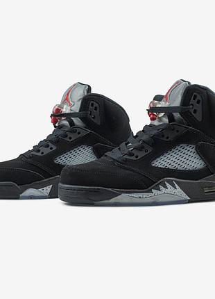 Мужские кроссовки премиальное качество плотный материал очень удобны в носке красиво сидят на ноге не будут жевать повседневные кроссовки