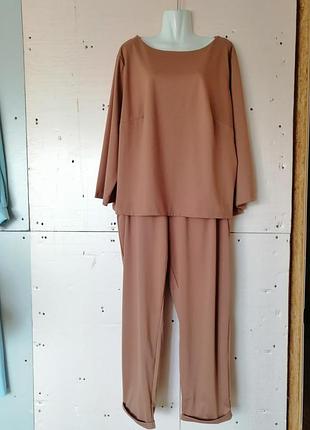 Трикотажный костюмчик высокая посадка