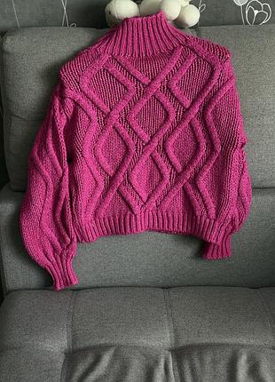 Яскравий теплий світер 🩷