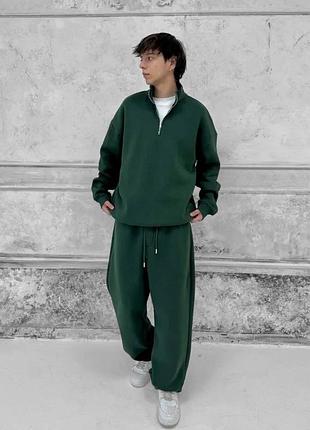 Базовий чоловічий костюм в хакі кольорі