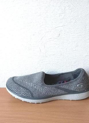 Отличные слипоны мокасины skechers 40 р.